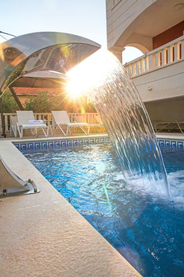 Villa Apartments Art Trogir Exterior foto